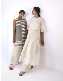 Antique White/ Charcoal Echo Dress