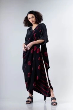 Black And Red Shibori Dhoti Sari With Black Kaftan Crop Blouse -Charmers Shop 4 28979