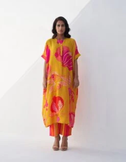 Charmers Shop -Charmers Shop archpom00382