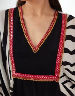 Black N White V-neck Dress -Charmers Shop aw23nkdr253