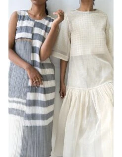 Antique White/ Charcoal Echo Dress -Charmers Shop b 55794