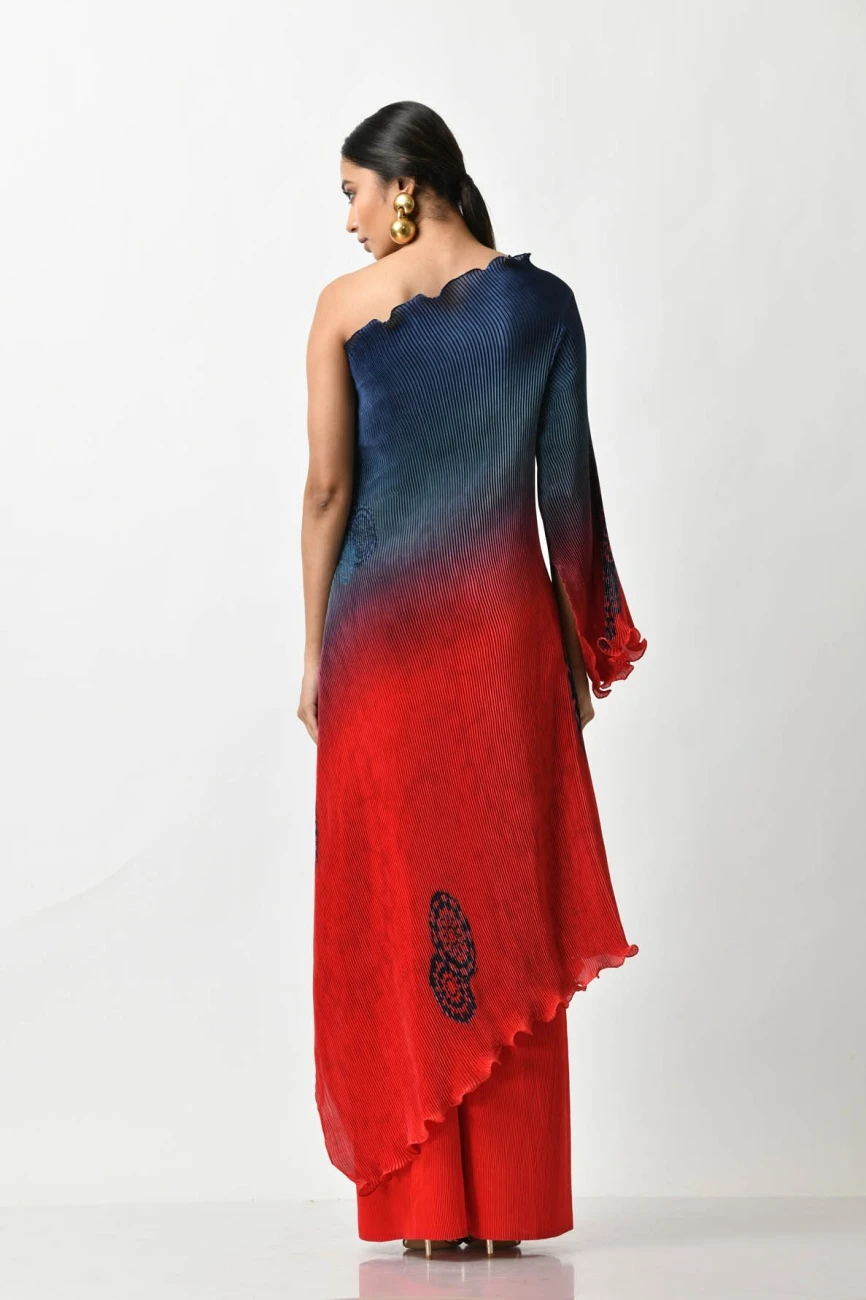 Navy Into Red Batik Printed Pleated One Shoulder Dress With One Sleeve 8 Navy Into Red Batik Printed Pleated One Shoulder Dress With One Sleeve - Image 6
