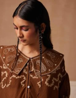 Tan Spiral Folk Top -Charmers Shop ss24flkttans5