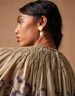 Ivory Spiral Gathered Top -Charmers Shop ss24gtivys6